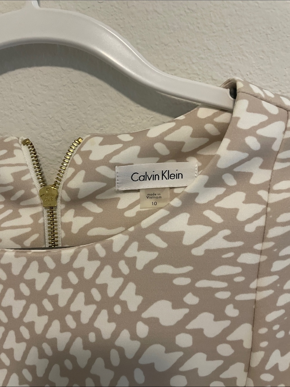 Calvin Klein Beige and White Sleeveless Midi Sheath Dress - Picture 2 of 7